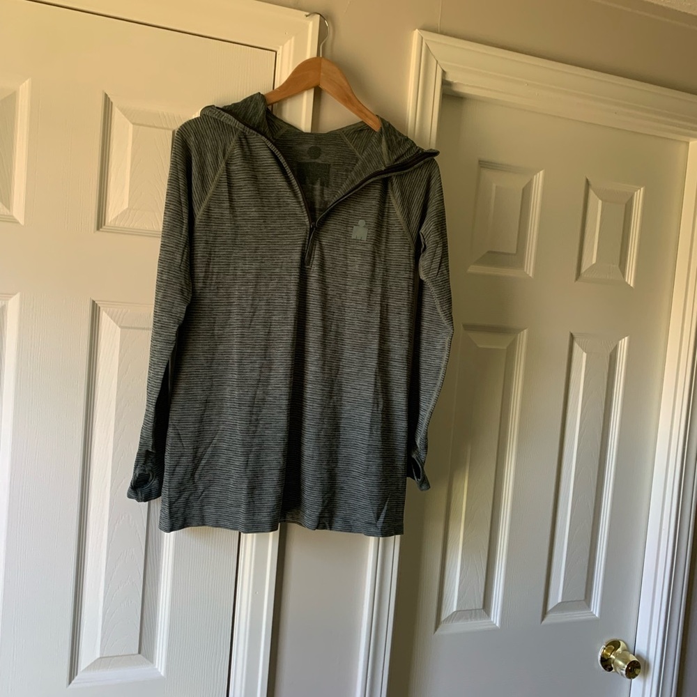 IRONMAN had zip hododie